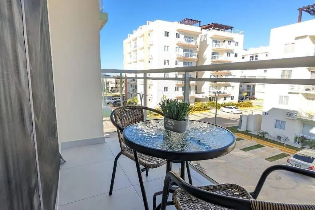 Condo In The Earthy Paradise Of פונטה קאנה דירה